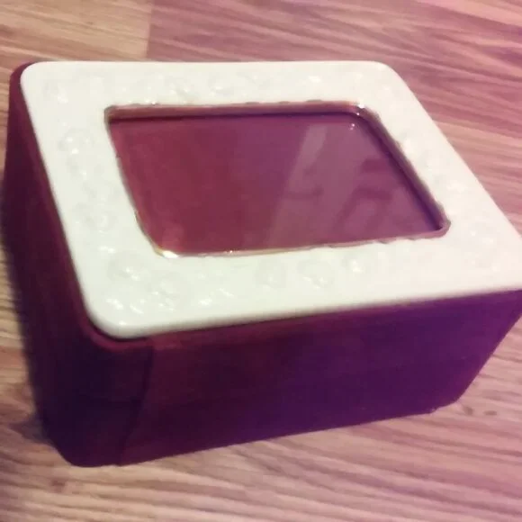 Jewelry Picture Box Burgundy White Holds Rings And More 6 1/2" x 5" x 3" W/Glass - Picture 4 of 5